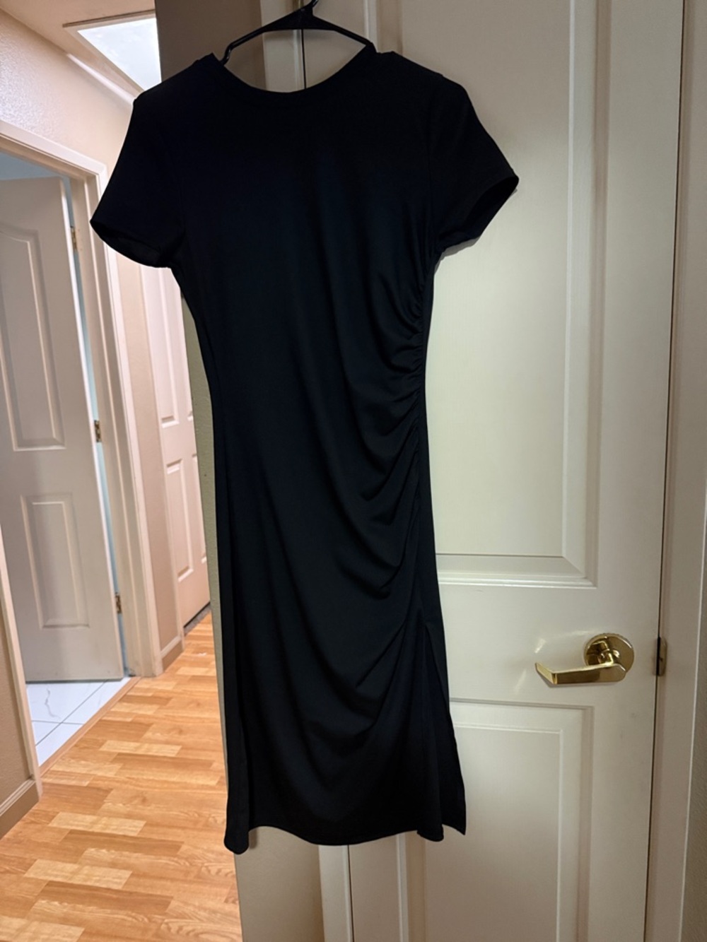 SHEIN Black Short-Sleeve Ruched Side Midi Dress